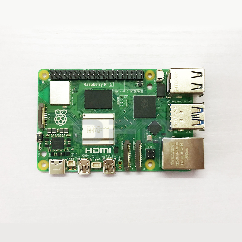 لوحة تطوير راسبيري باي 5 بذاكر - مراجعة Raspberry Pi 5 8Gb Board وسعره
